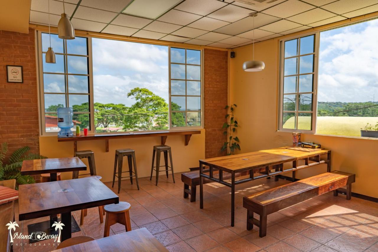 Yellow Belly Backpackers San Ignacio Exterior foto