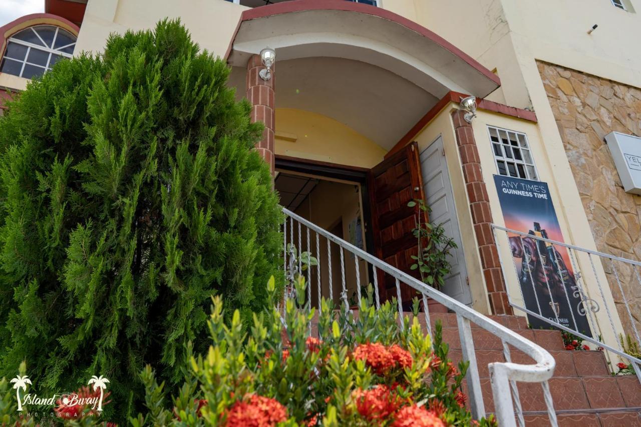 Yellow Belly Backpackers San Ignacio Exterior foto