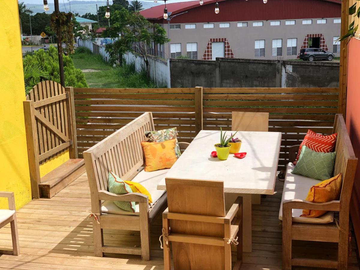Yellow Belly Backpackers San Ignacio Exterior foto